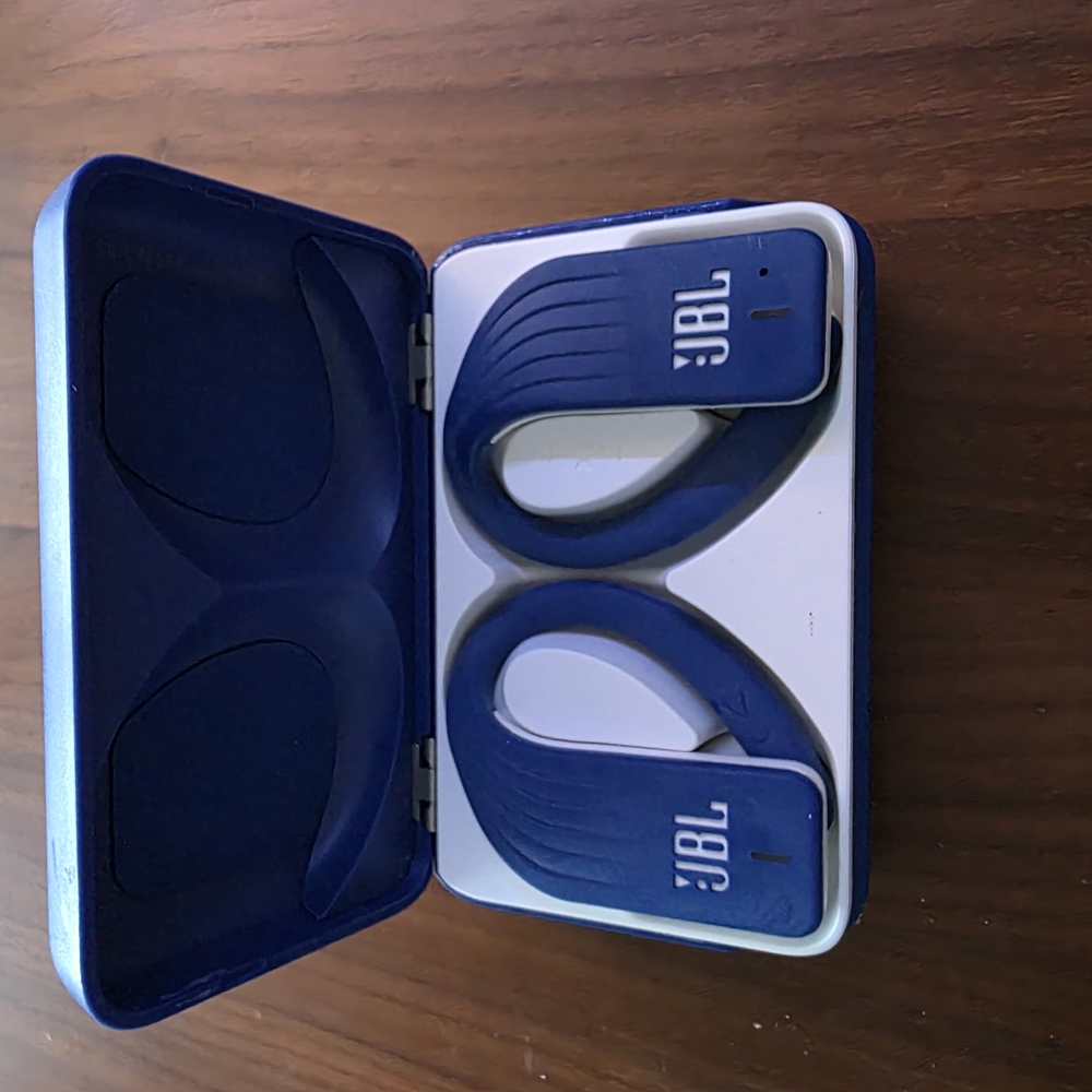 JBL Blue Protective Case for VR Accessories